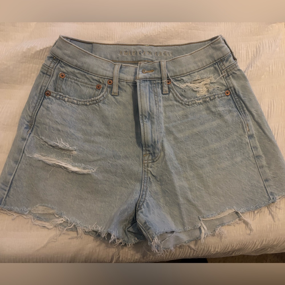 American Eagle shorts size 4